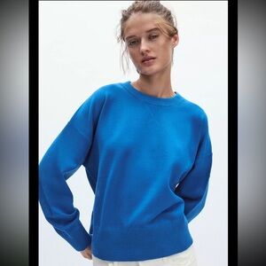 🤎  ZARA Blue Round Neck Sweatshirt
